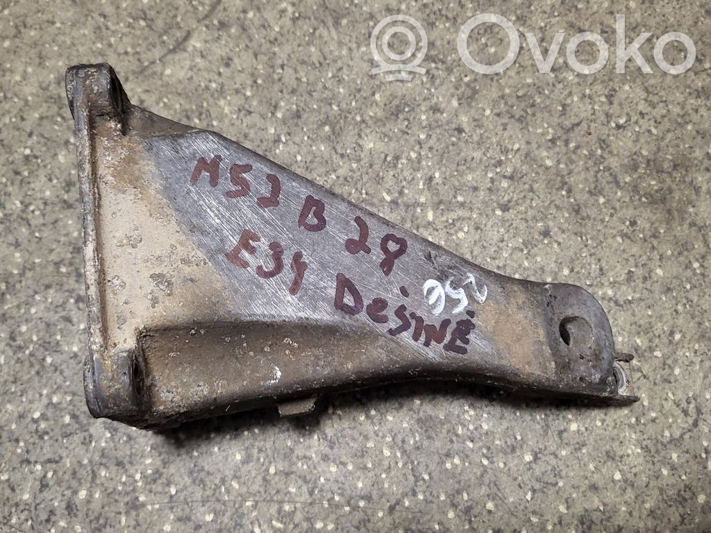 BMW 5 E34 Engine mounting bracket 