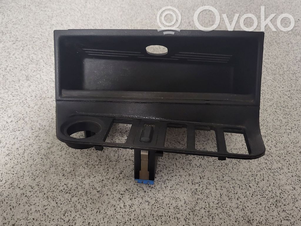 BMW 3 E36 Cigarette lighter front 