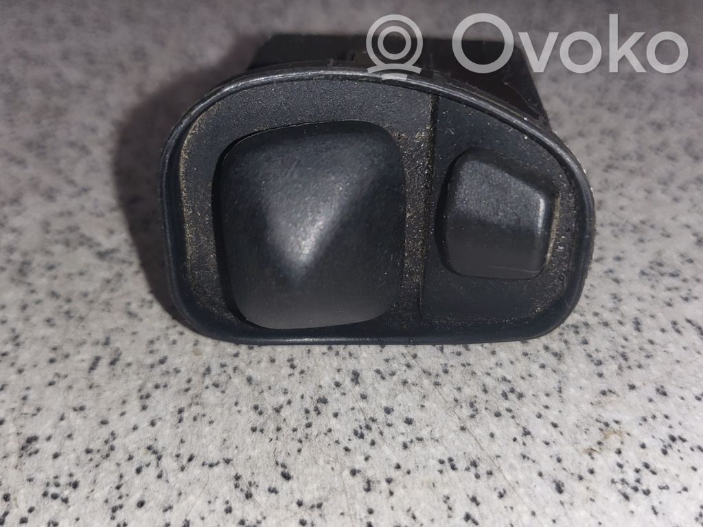 BMW 5 E34 Wing mirror switch 