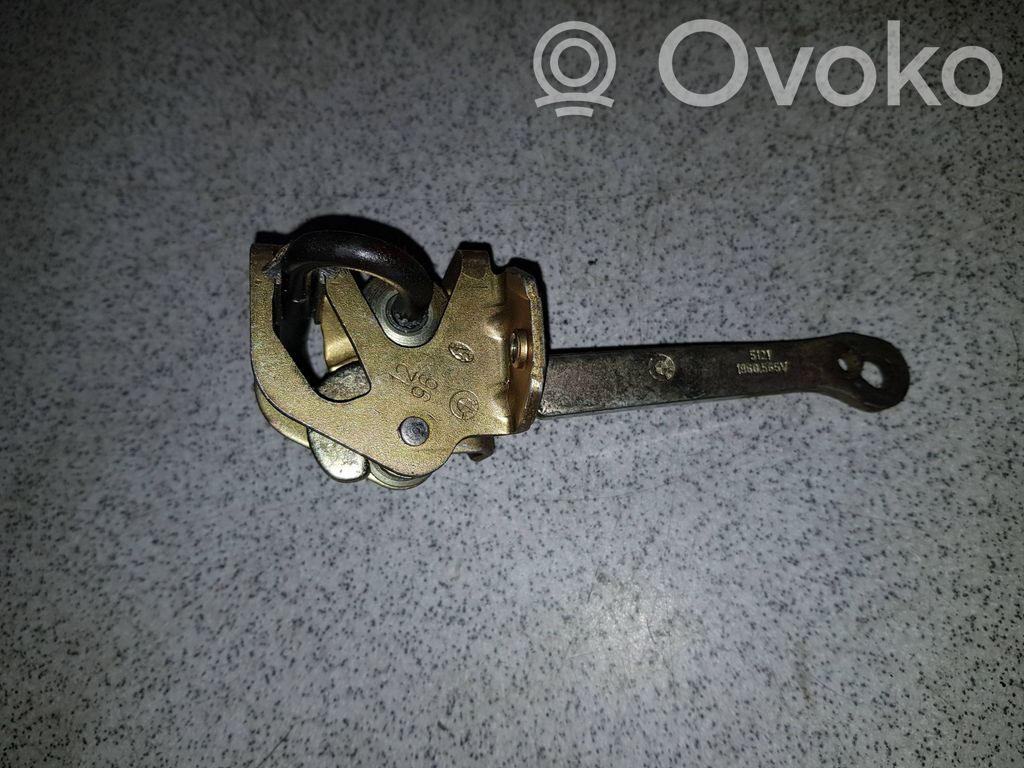 BMW 3 E36 Etuoven pidätin 