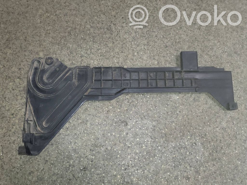BMW 3 E46 Radiator mount bracket 