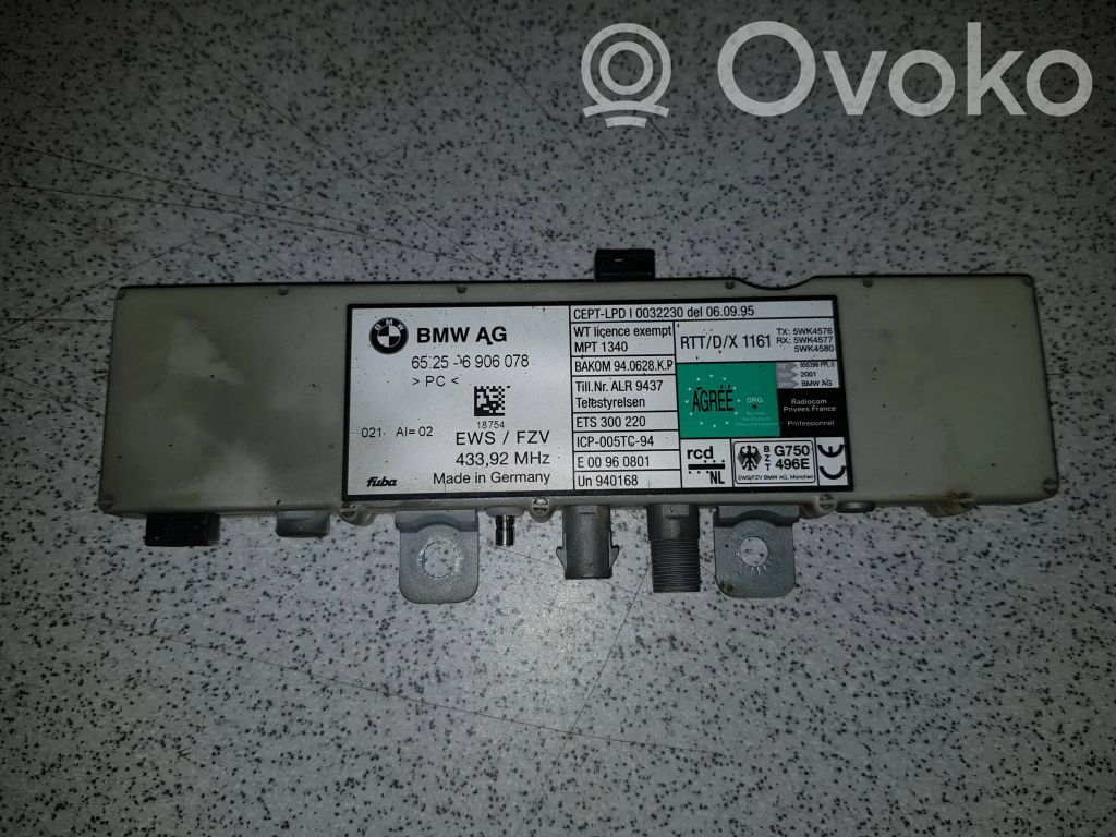 BMW 5 E39 Antenos stiprintuvas 