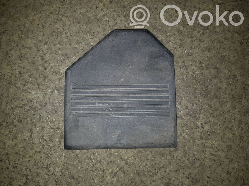 BMW 5 E34 Muu moottoritilan osa 