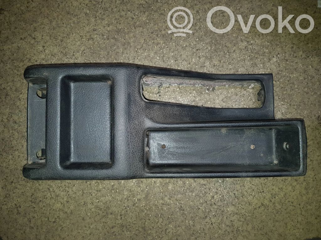 BMW 5 E34 Center console 