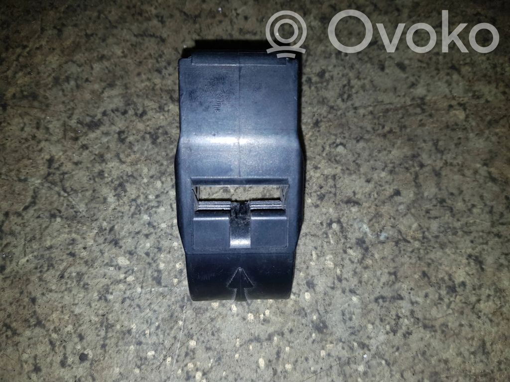BMW 3 E36 Radiator mount bracket 