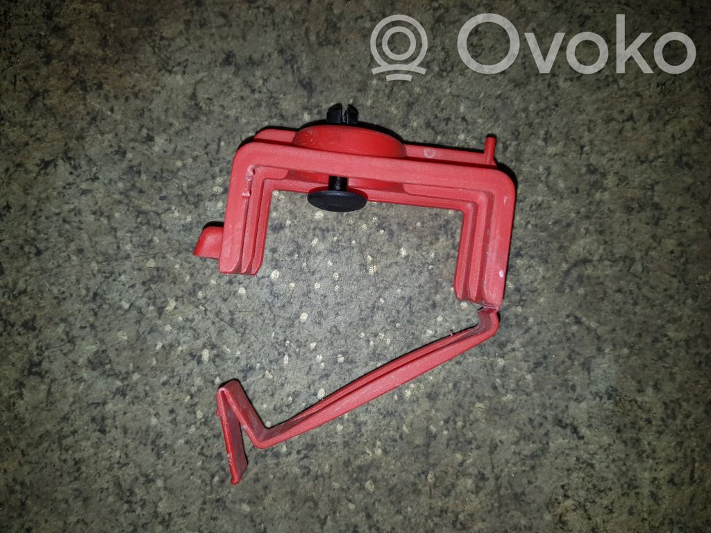 Other trunk/boot trim element   8222928