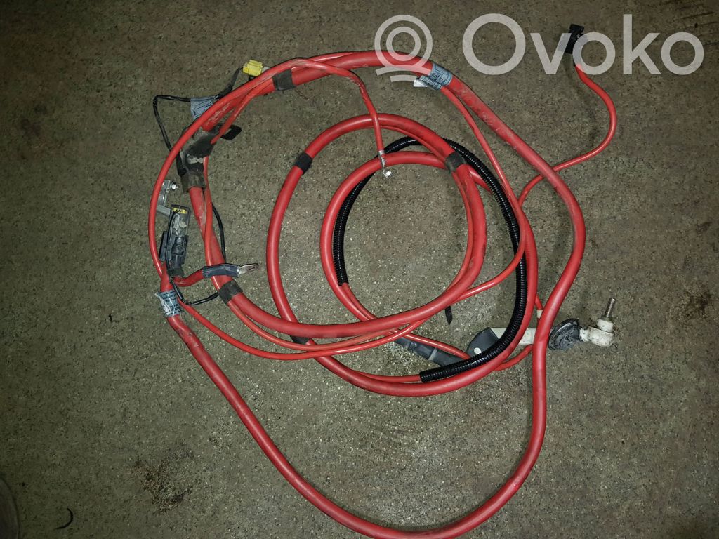 BMW 5 E39 Positive cable (battery) 
