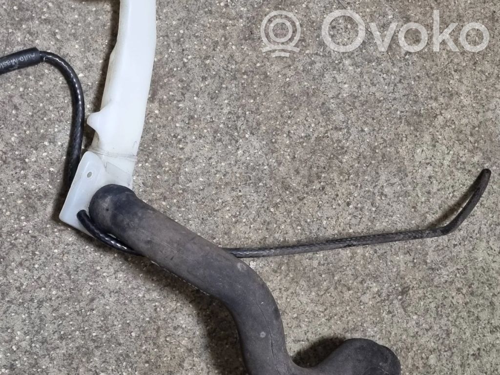 BMW 7 E38 Einfüllschlauch Waschwasserbehälter 