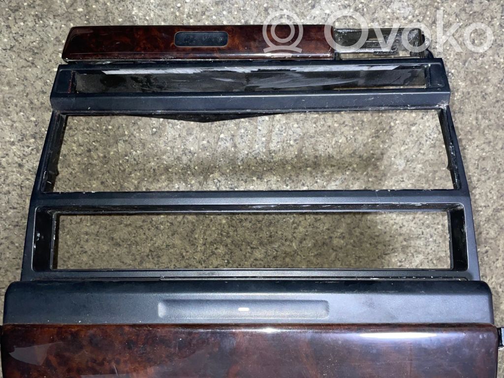 BMW 7 E38 Radio/GPS head unit trim 