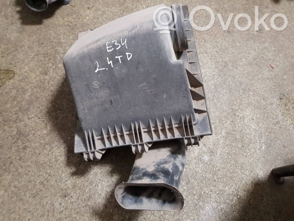BMW 5 E34 Air filter box 