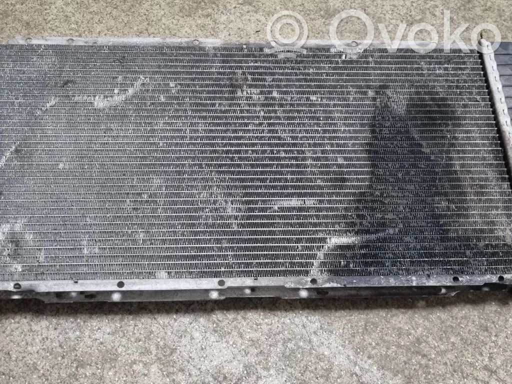 BMW 5 E39 Aušinimo skysčio radiatorius 
