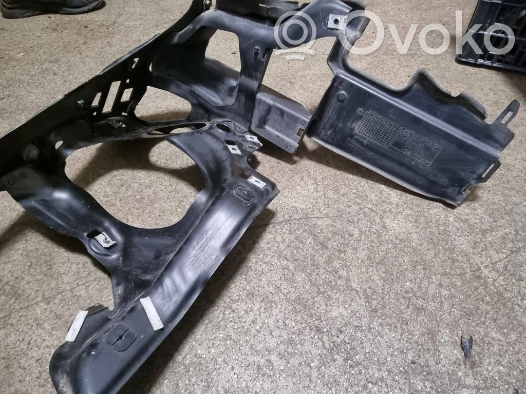 BMW 7 E65 E66 Headlight/headlamp mounting bracket 