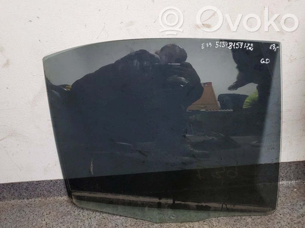 BMW 5 E39 Rear door window glass 