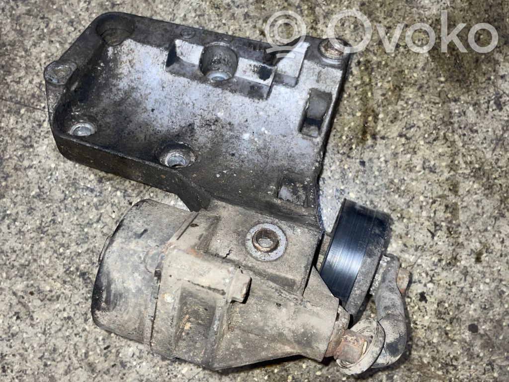 BMW 5 E39 A/C compressor mount bracket 