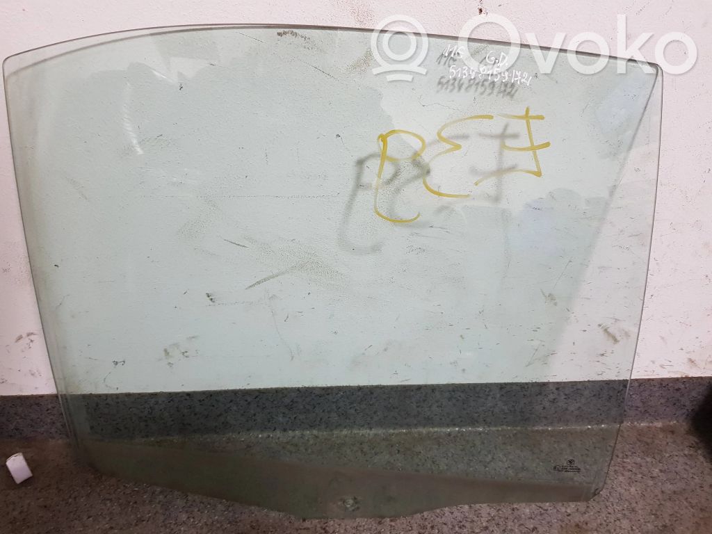 BMW 5 E39 Rear door window glass 