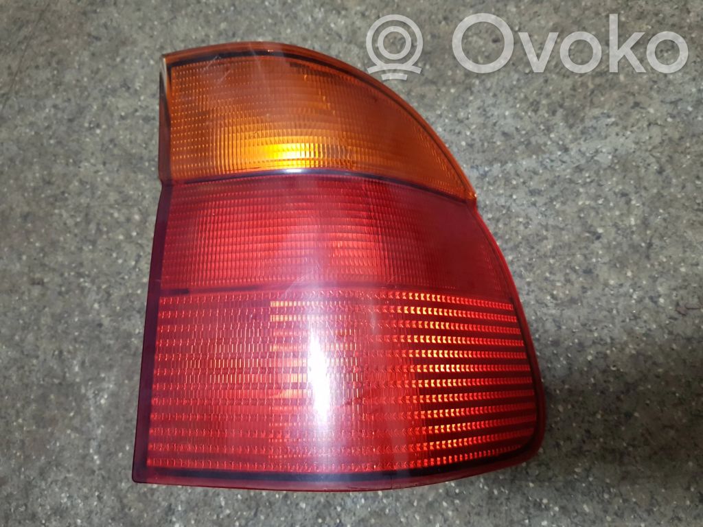 BMW 5 E39 Galinis žibintas kėbule 
