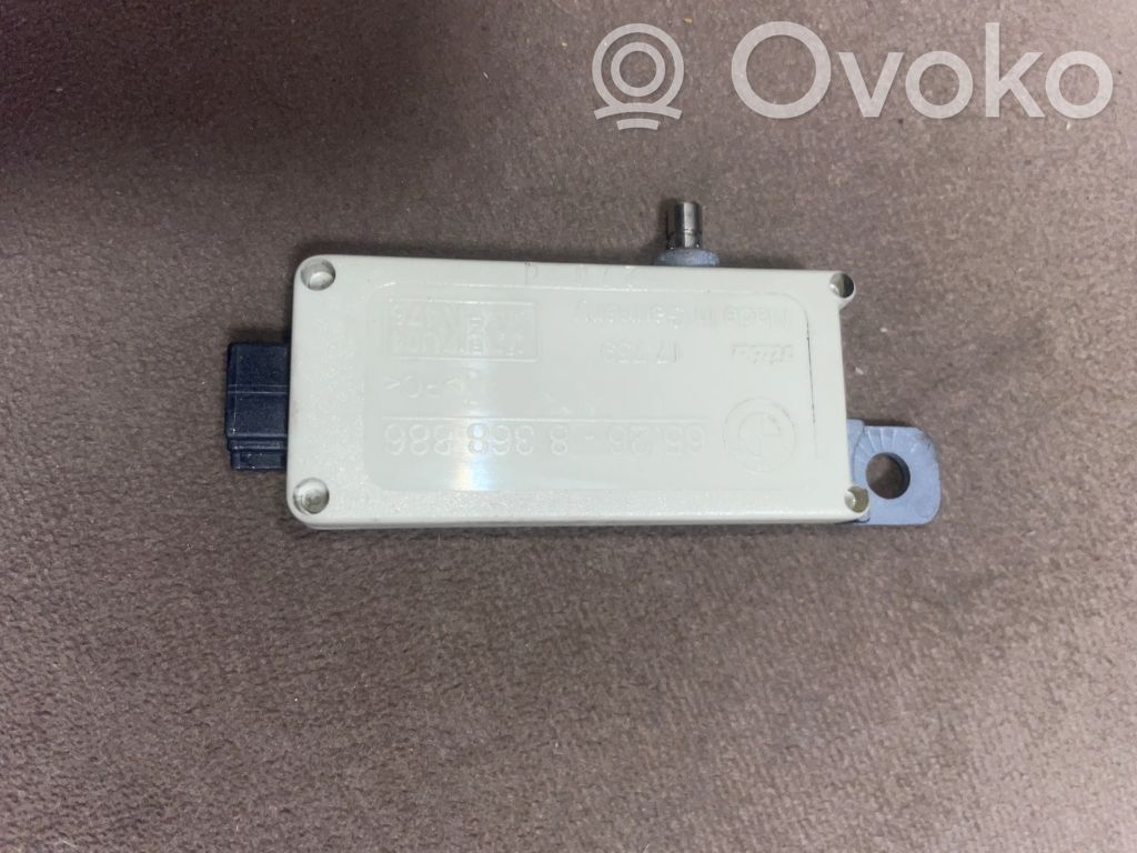 BMW 5 E39 Antenos stiprintuvas 