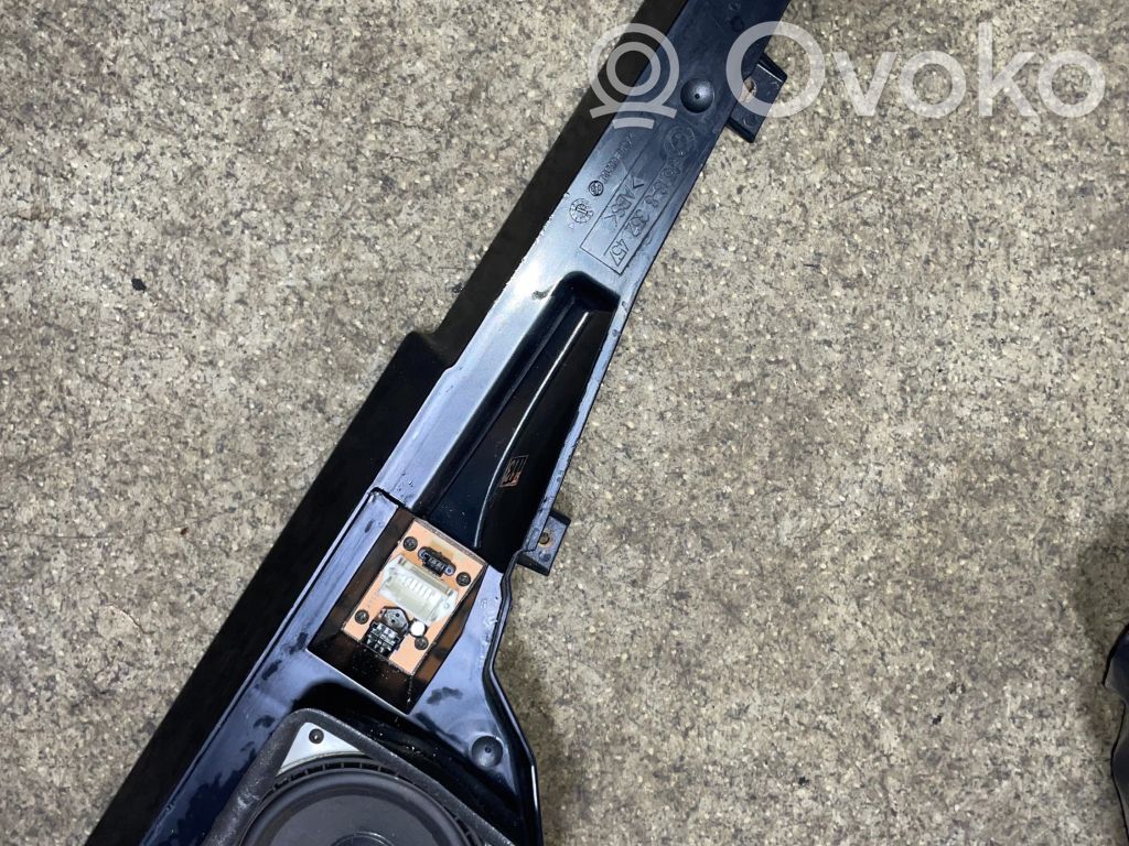 BMW 7 E38 Front door speaker 
