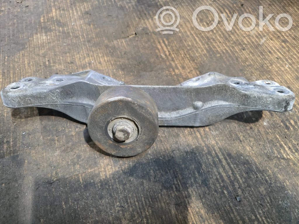 BMW 5 E39 Gearbox mounting bracket 