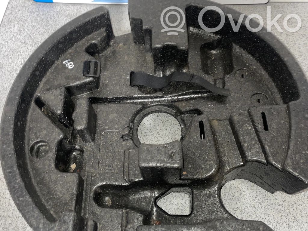 BMW 5 E60 E61 Boîte à outils 