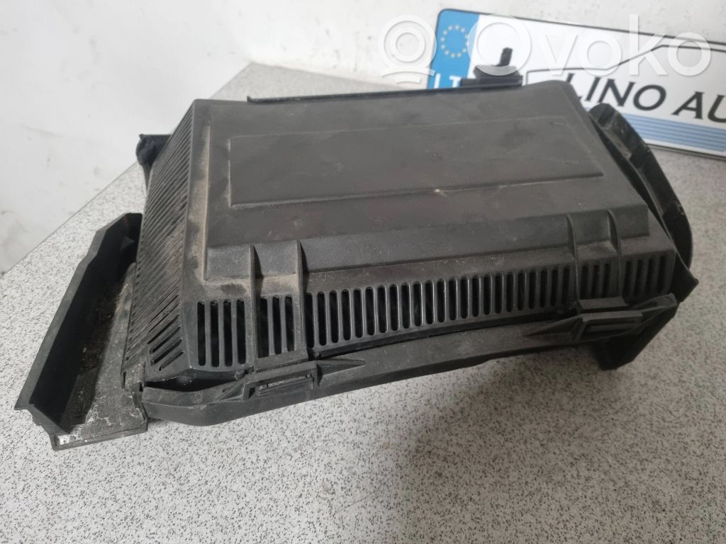 BMW 5 E39 Luftfilterkasten 