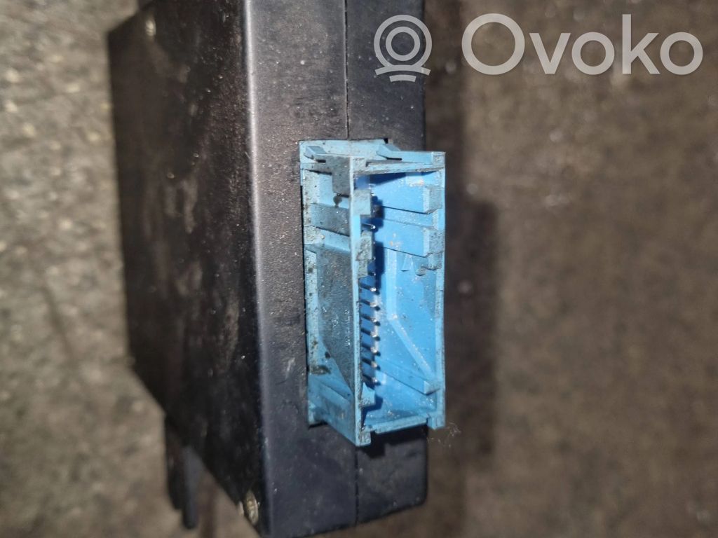 BMW 7 E38 Valdymo balsu modulis 