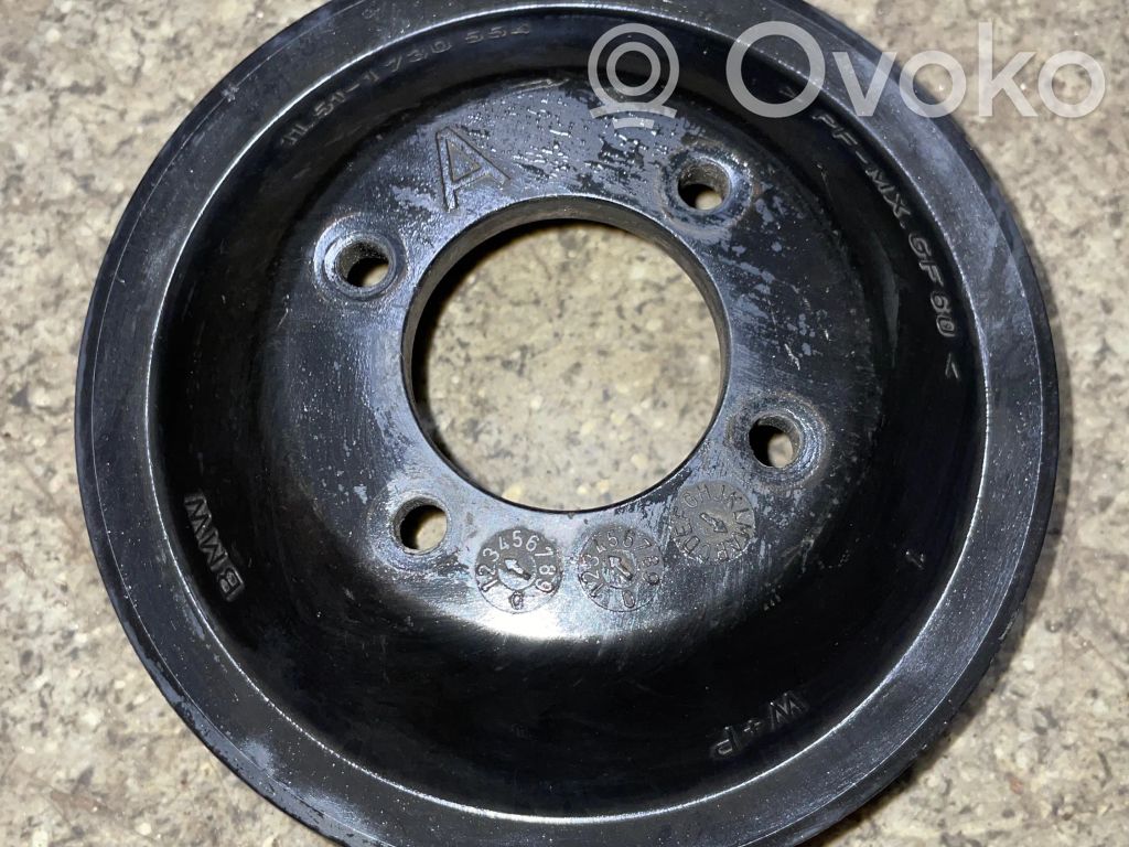 BMW 5 E39 Water pump pulley 