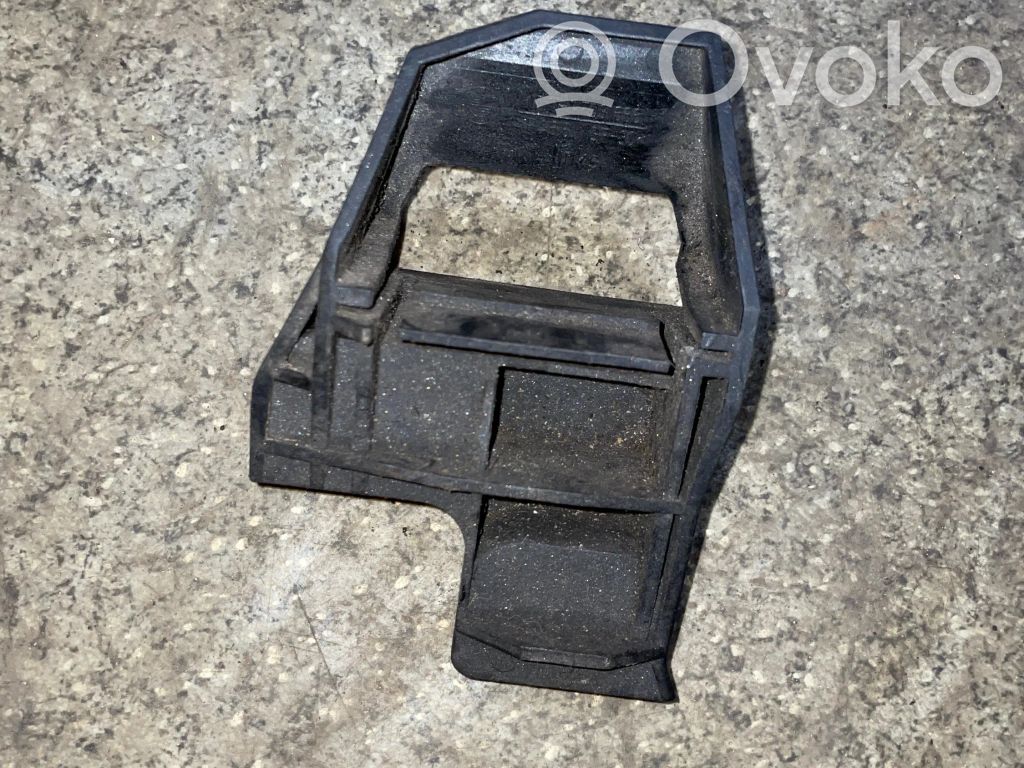 BMW 3 E46 Radiator mount bracket 