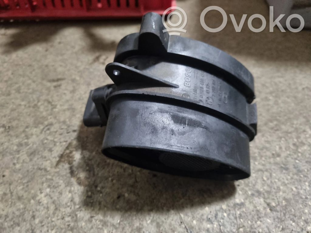 BMW 5 E39 Mass air flow meter 