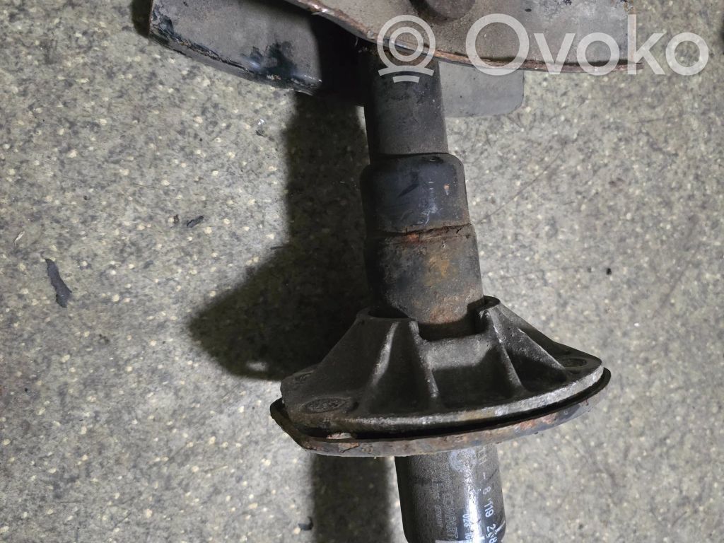 BMW 3 E36 Soporte del parachoques delantero 