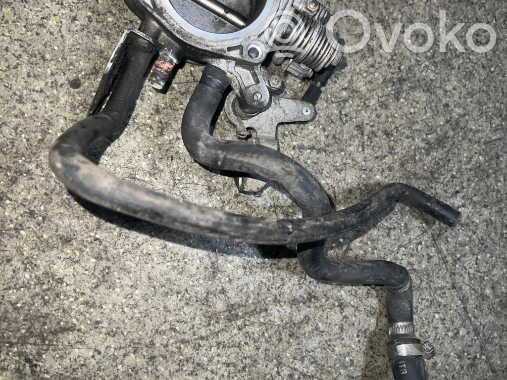 BMW 5 E34 Droselinė sklendė 