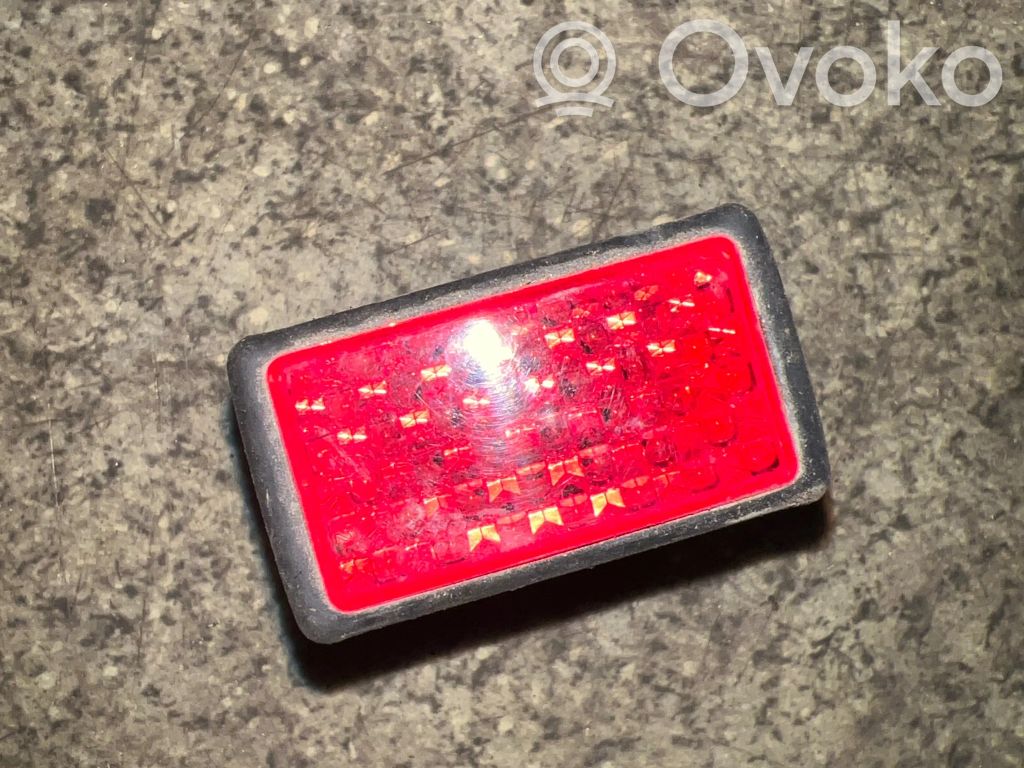 Front door interior light   8352269