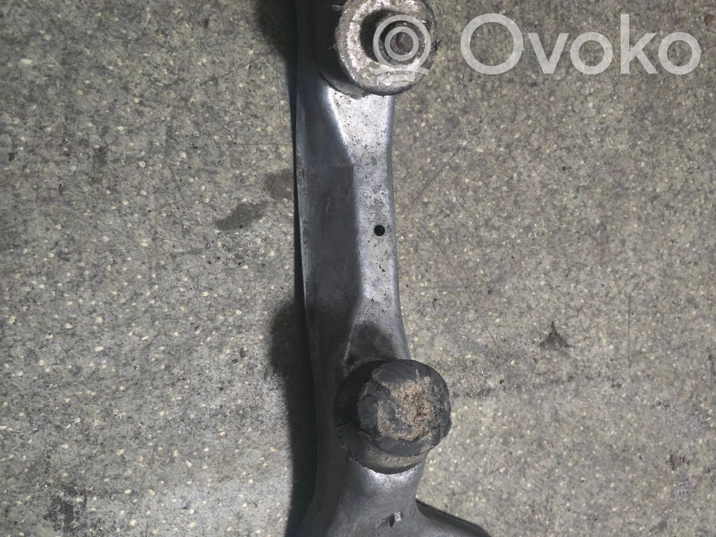 BMW 3 E36 Engine mounting bracket 