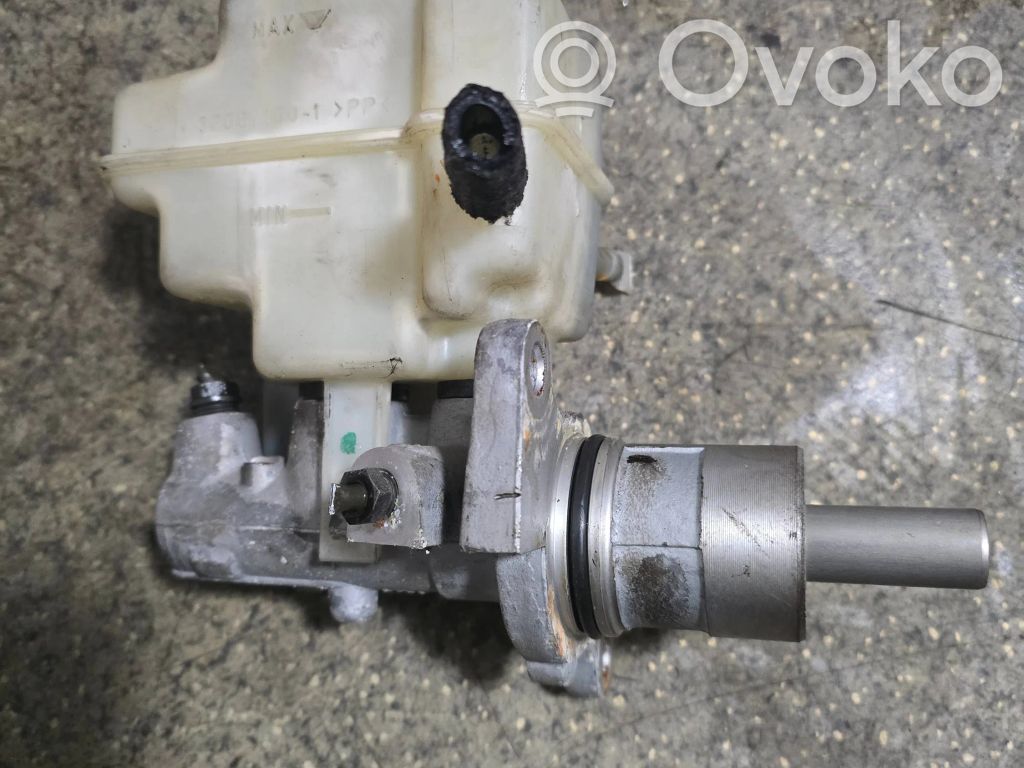 BMW 5 E39 Master brake cylinder 