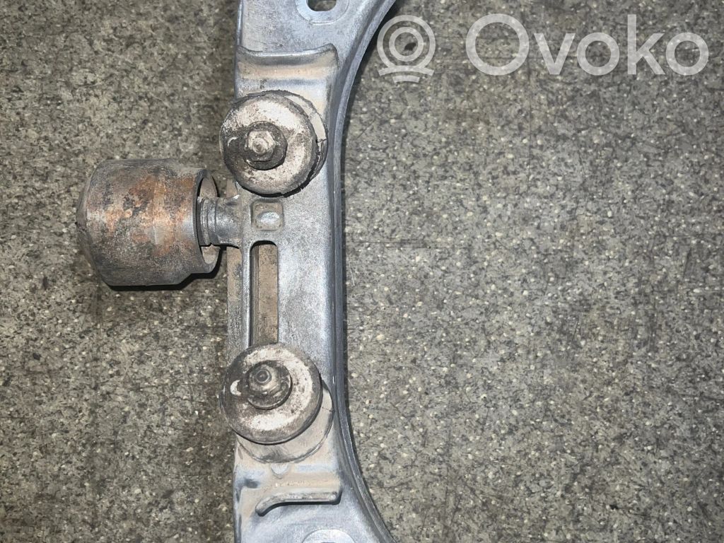 BMW 7 E38 Gearbox mounting bracket 