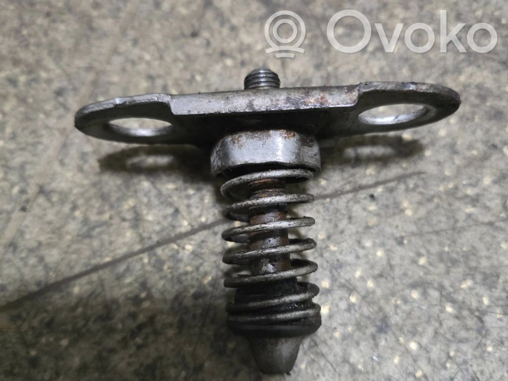 Engine bonnet/hood lock/latch loop/hook   8229807