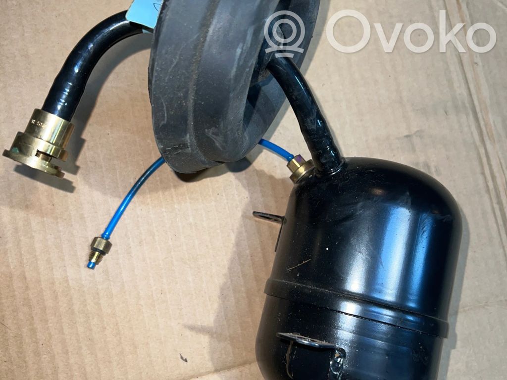 BMW X5 E53 Zbiornik powietrza tylnego zawieszenia pneumatycznego 
