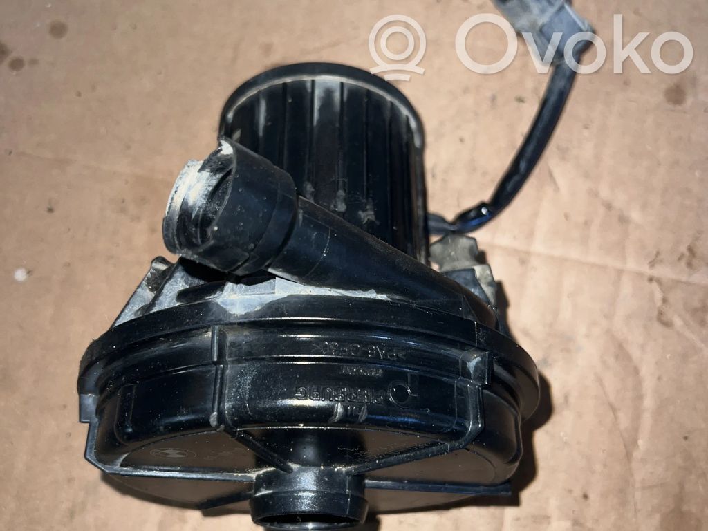 BMW 5 E60 E61 Bomba de aire secundaria 
