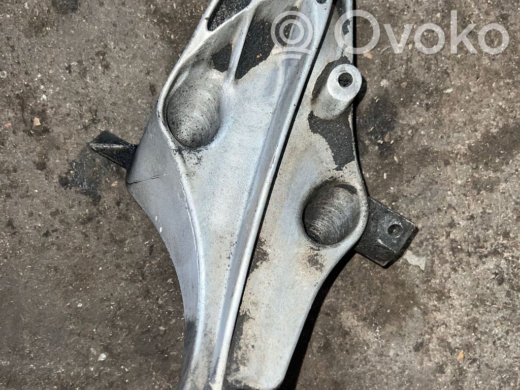 BMW 3 E36 Engine mounting bracket 