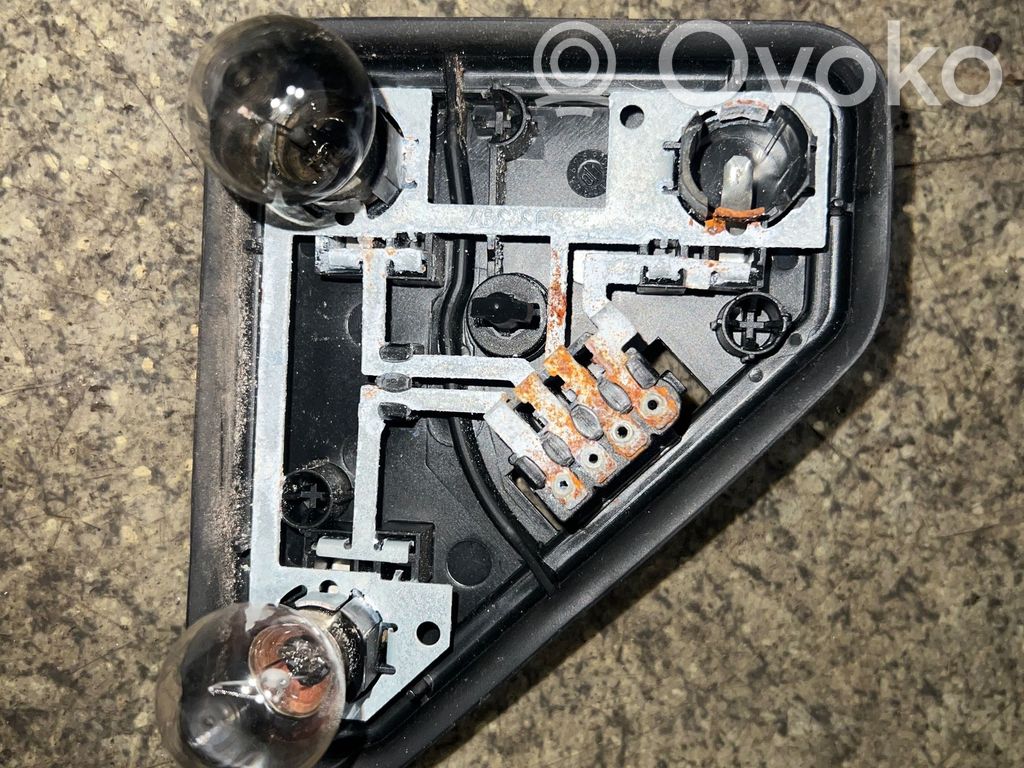 BMW 5 E39 Tail light bulb cover holder 