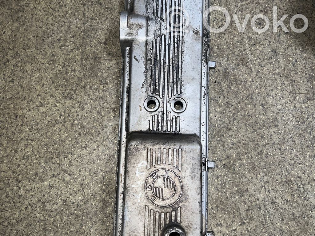 BMW 5 E34 Ventildeckel 