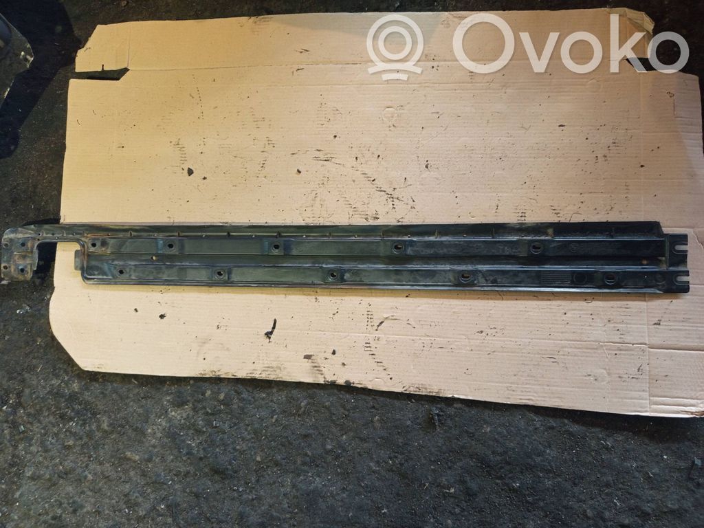 BMW 5 E39 Šoninė dugno apsauga 