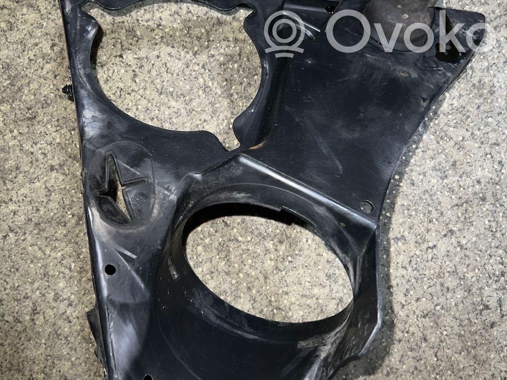 BMW 5 E39 Altra parte del vano motore 