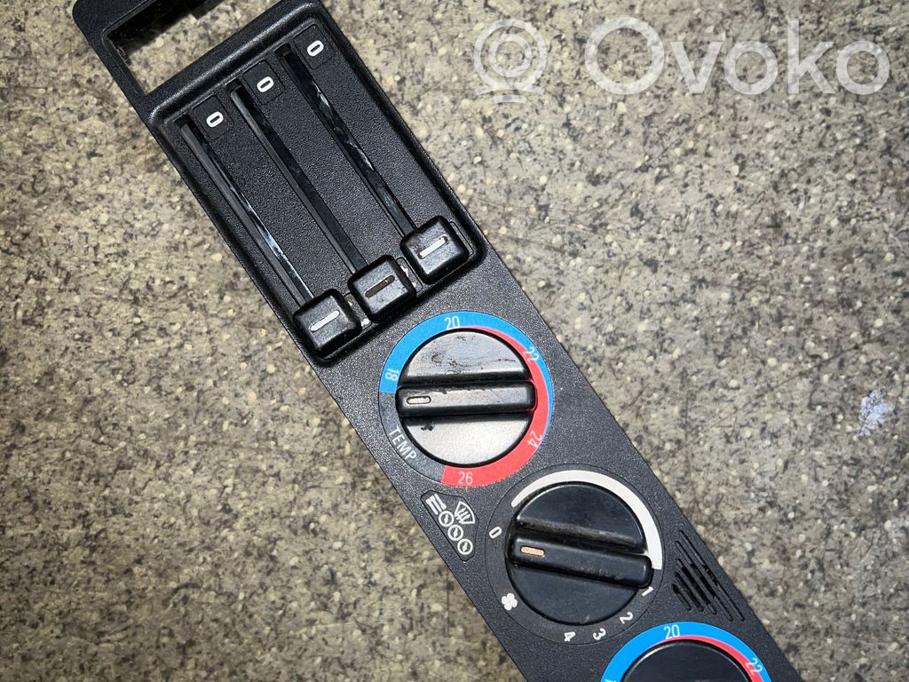 Climate control unit   1391378