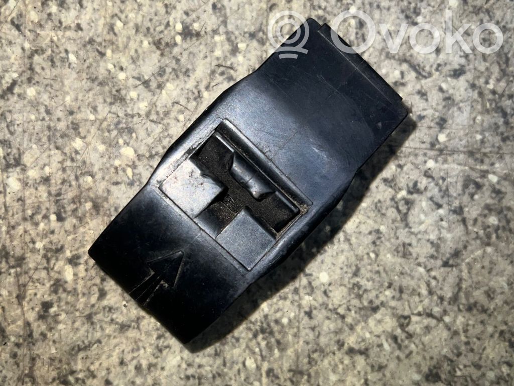 BMW 3 E36 Radiator mount bracket 