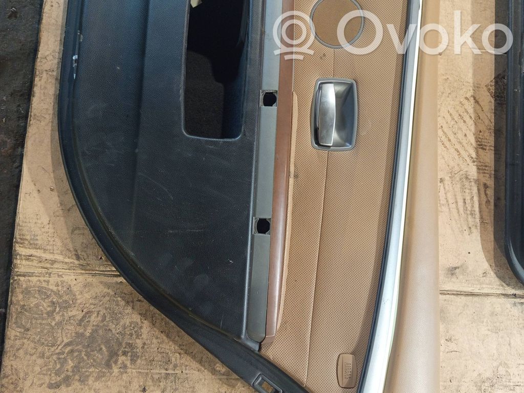 BMW 7 E65 E66 Apšuvums aizmugurējām durvīm 