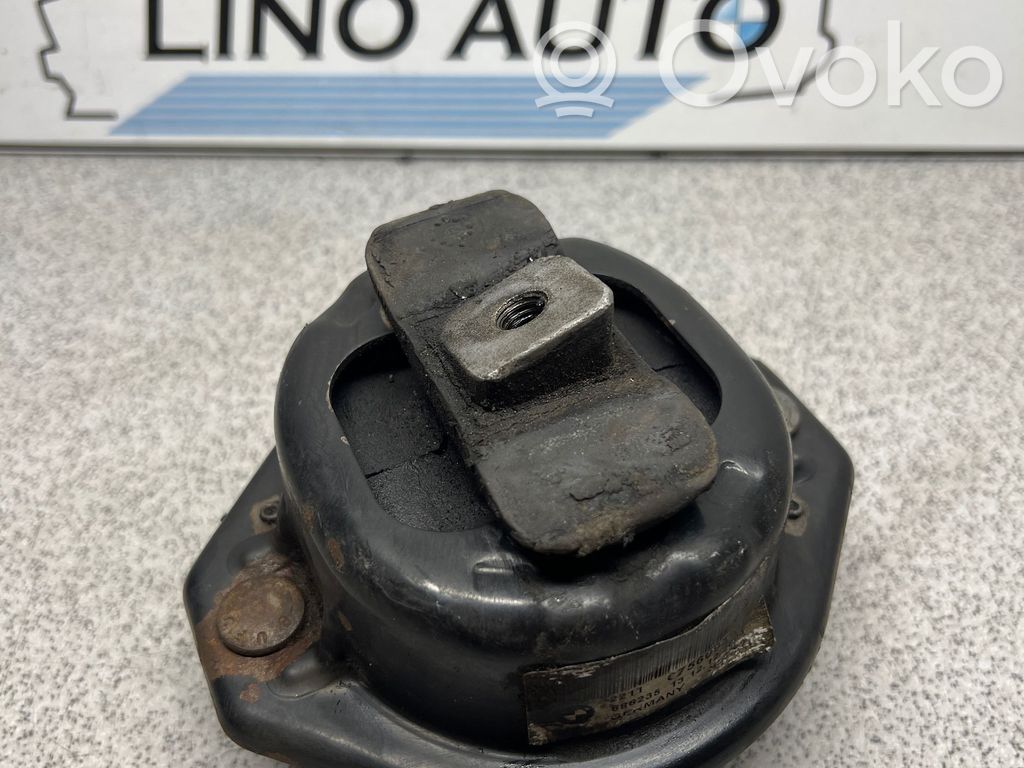 BMW 7 E65 E66 Engine mount bracket 