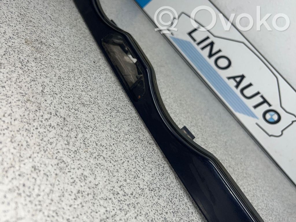 BMW 3 E46 Under headlight/headlamp trim 