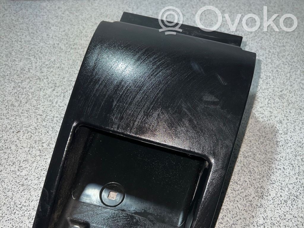 BMW 5 E39 Glove box 