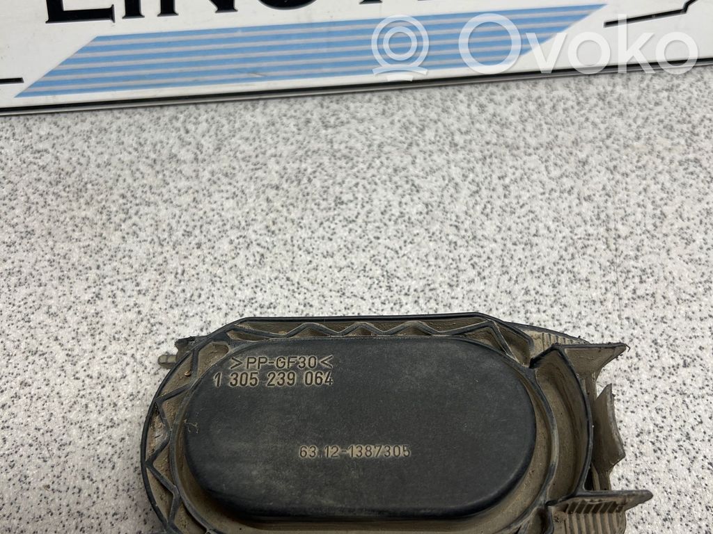 BMW 3 E36 Osłona żarówki lampy przedniej 